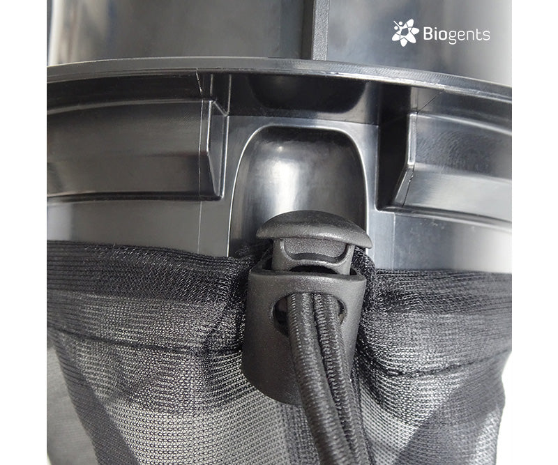 Universal Suction Funnel with shutter